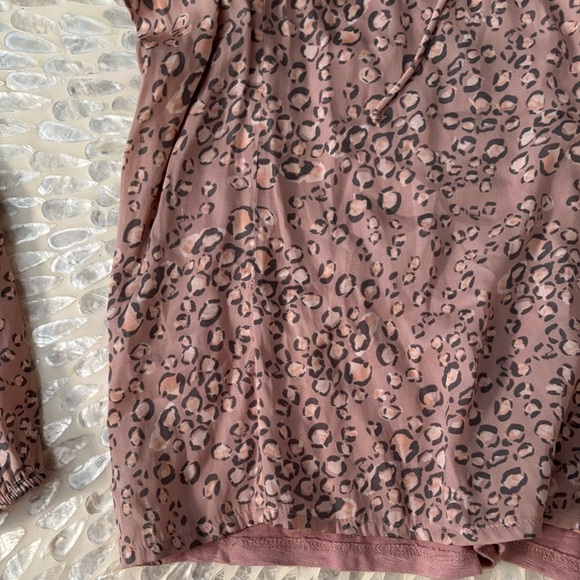 Anthropologie Dolan Miramar Leopard Print Top Blouse Pink Medium Women's - Picture 8 of 8
